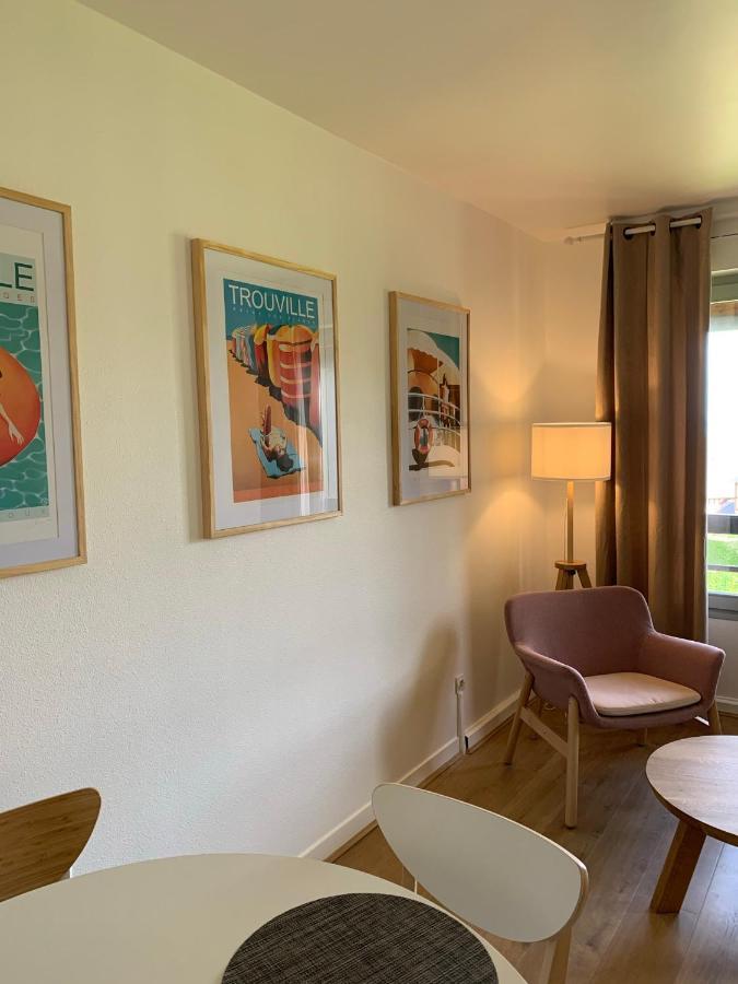 L'Appartement Vue Mer De La Villa Des Rosiers - Trouville Sur Mer Exterior foto